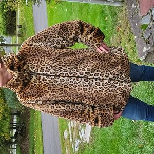 Dennis Basso Reversible Brown/Leppard Jacket Size Extra Large